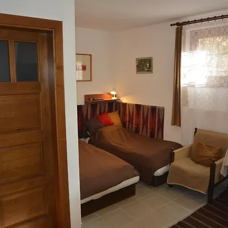 Agyagos7 Apartman * אגר